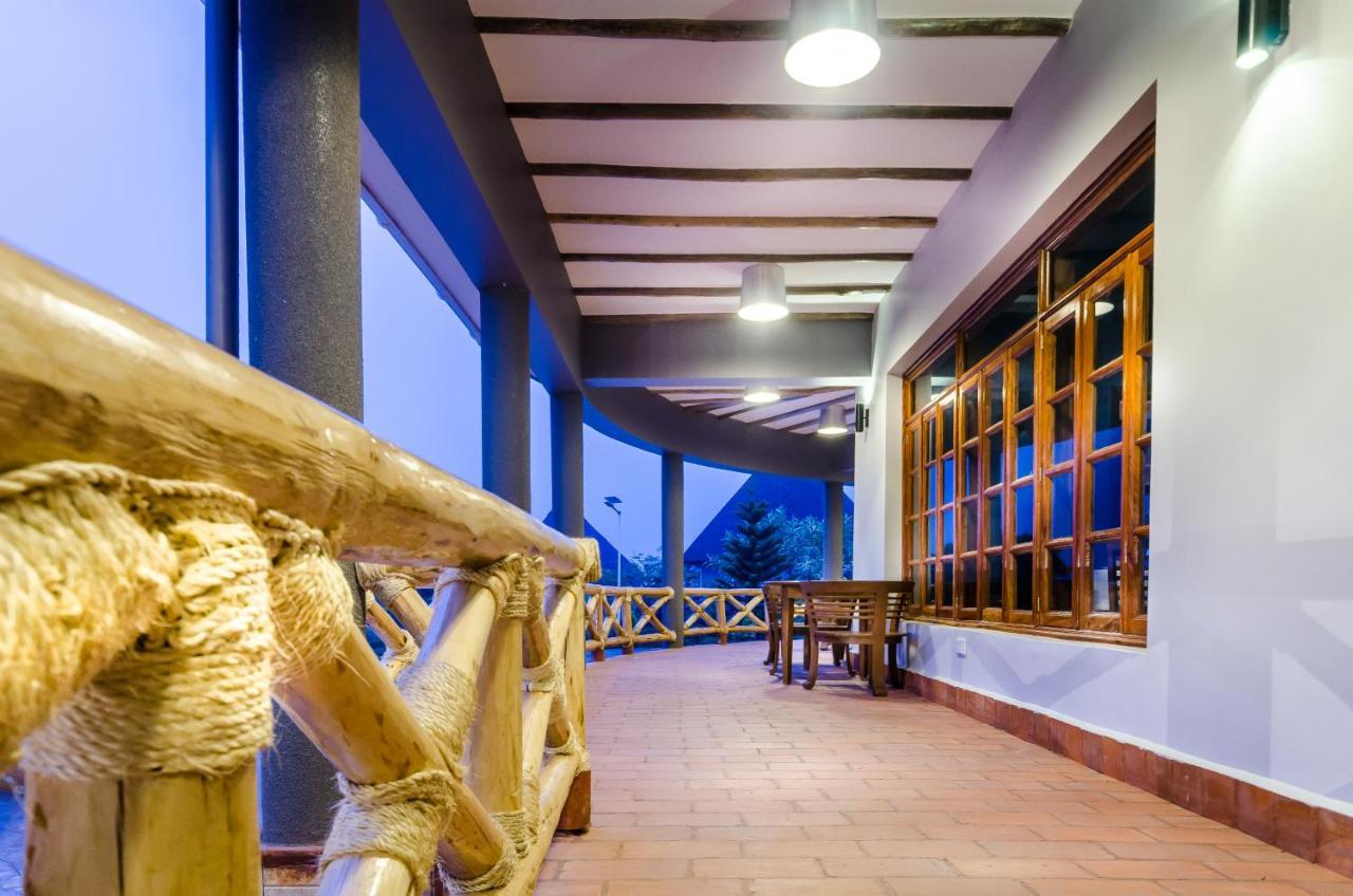 Emburara Farm Lodge Mbarara Zewnętrze zdjęcie
